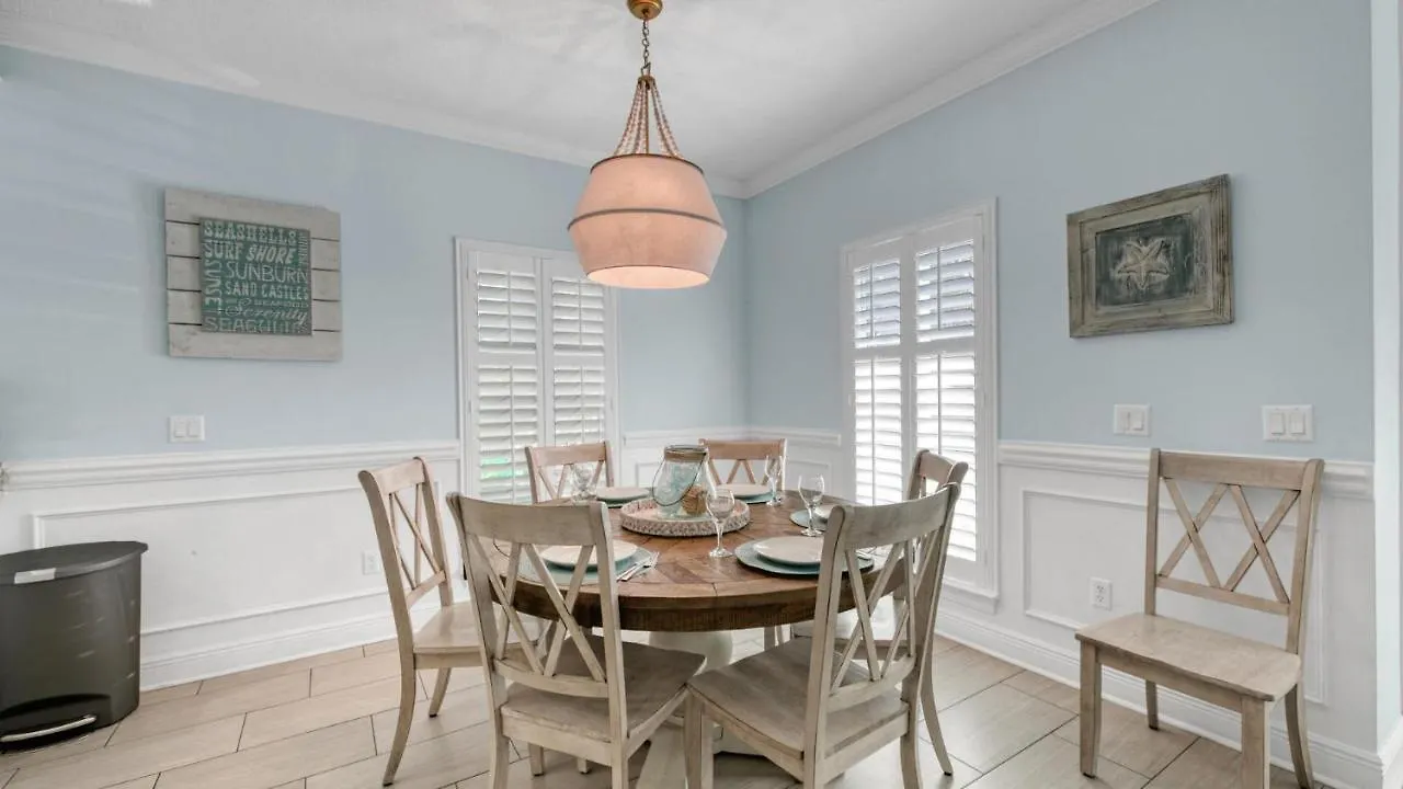 Casa de Férias Have A Stunning Tahitian Daydream At Villages Of Crystal Beach Destin