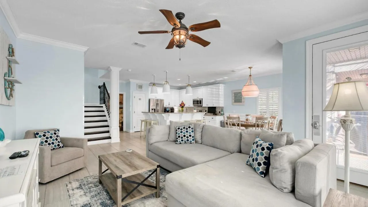 Have A Stunning Tahitian Daydream At Villages Of Crystal Beach Destin