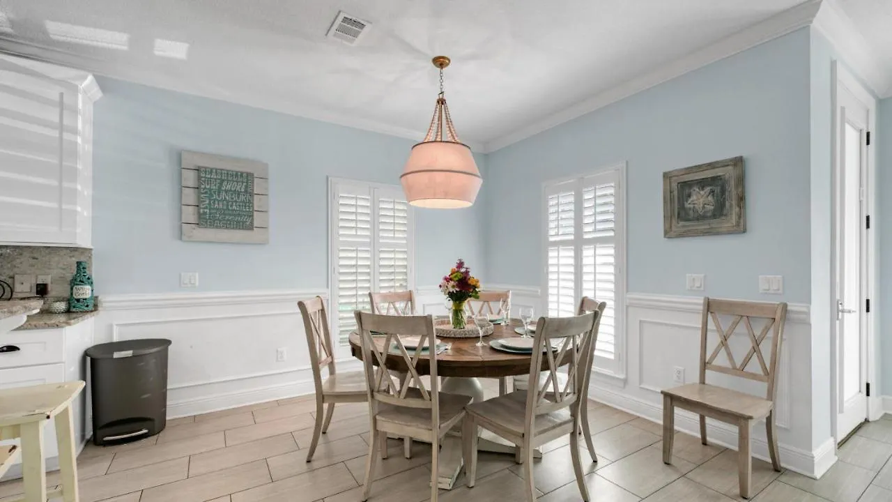 Have A Stunning Tahitian Daydream At Villages Of Crystal Beach Destin Casa de Férias