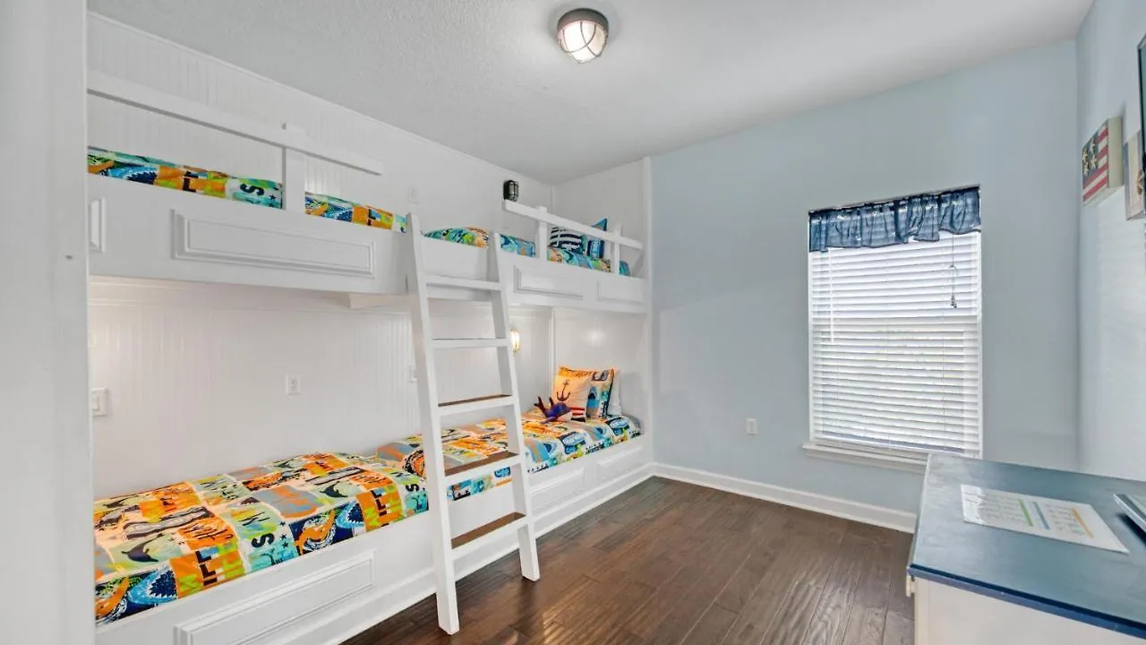 Have A Stunning Tahitian Daydream At Villages Of Crystal Beach Destin