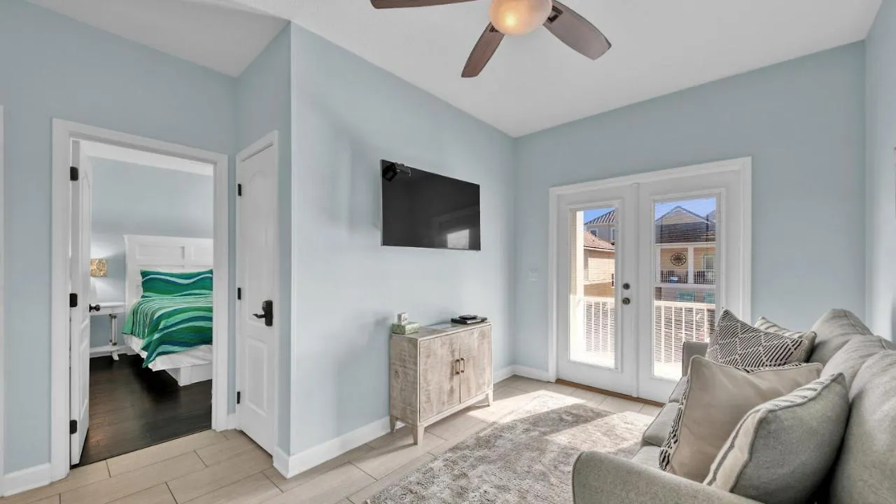 Have A Stunning Tahitian Daydream At Villages Of Crystal Beach Destin